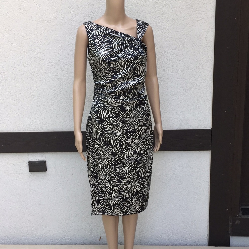 New Maggy London dress 4 black and white